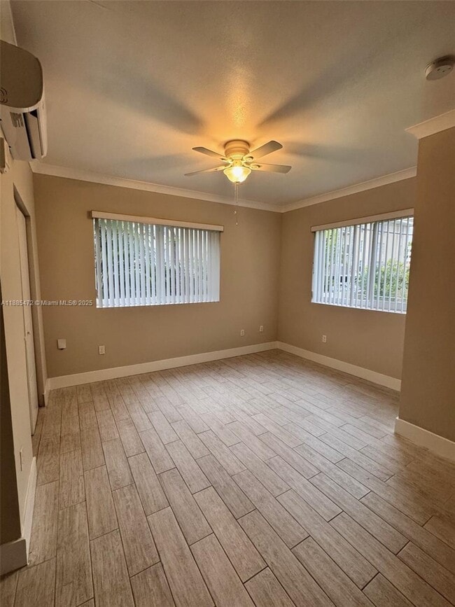 Building Photo - 115 Menores Ave