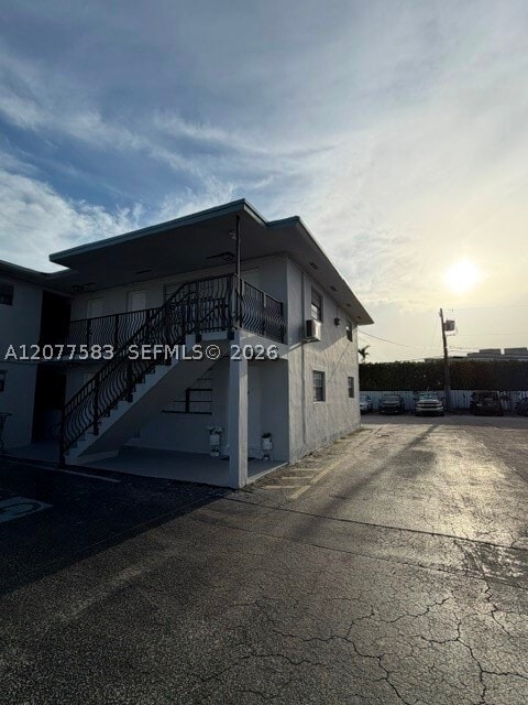 Foto del edificio - 4590 SW 67th Ave