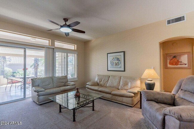 Building Photo - 22807 N Las Vegas Dr