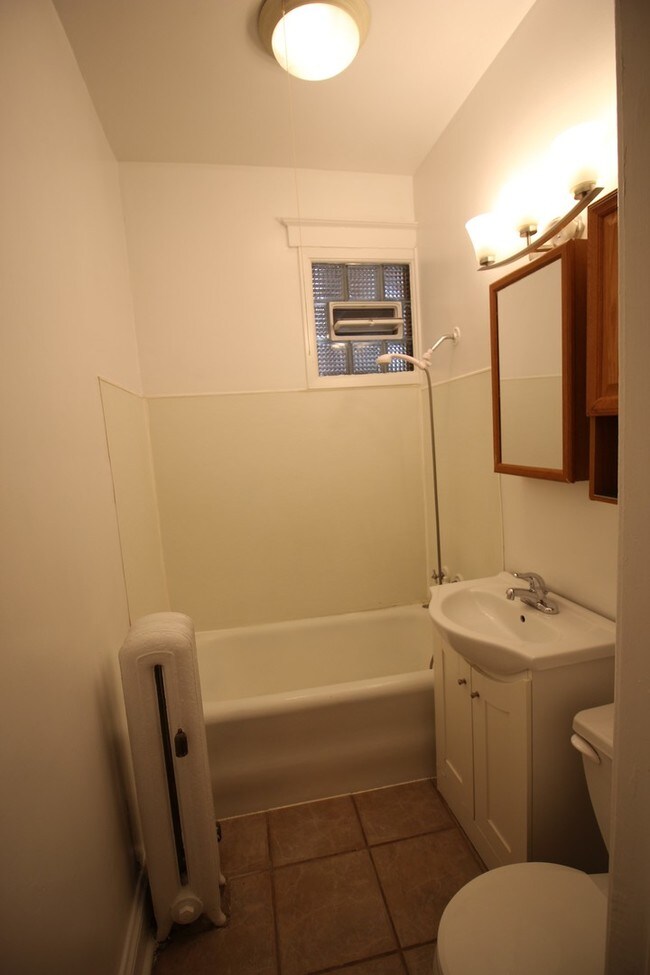 Foto del edificio - 3925 W Schubert Ave