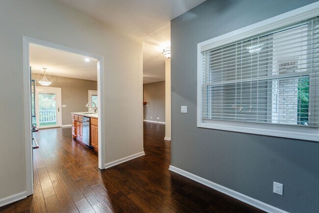 Foto del edificio - Beautiful 3 Bed, 2 Bath, on the 18 hole of Ponce De Leon golf course!!