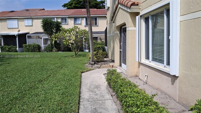 Foto del edificio - 671 Deer Creek Corona Way