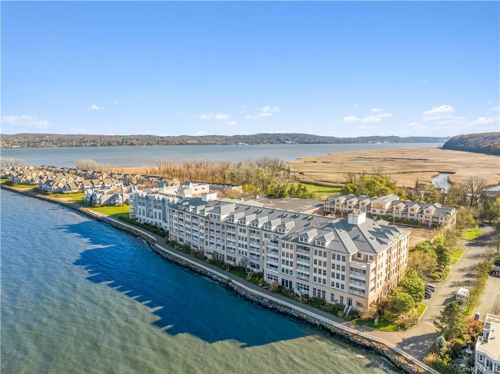 Foto principal - 313 Harbor Cove