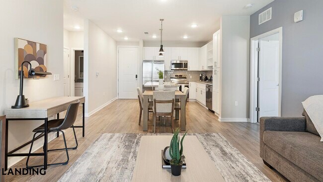 Foto del edificio - 1000 Western Breeze Circle