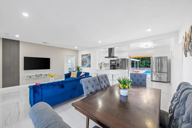 Foto del edificio - 1260 SW 32nd St