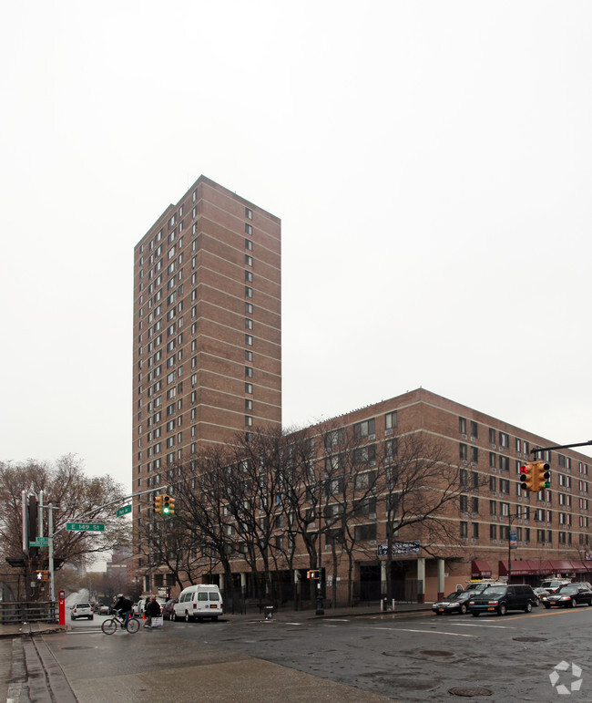 Foto del edificio - Michelangelo Apartments