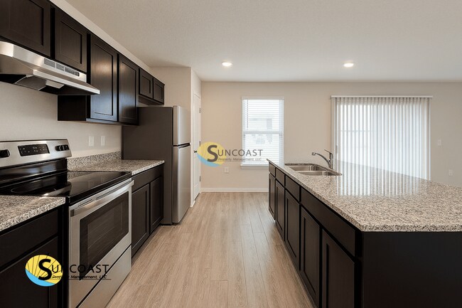 Foto del edificio - 5530 Ortega Bluff Ln