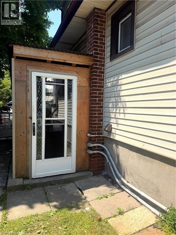 Photo du bâtiment - 98 Limeridge Rd E