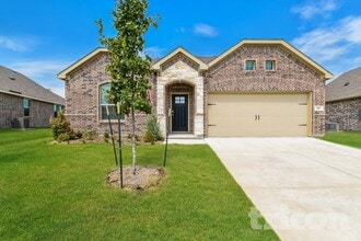 Building Photo - 231 Jenkinson Dr