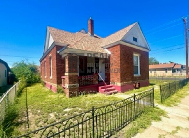 Building Photo - 1201 Pine St
