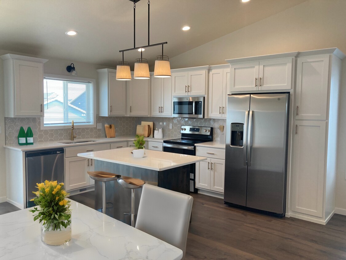 New 4 Bedroom/3 Bathroom House Rent With... House Rental in Horace