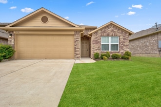 Building Photo - 5816 Roderick Dr