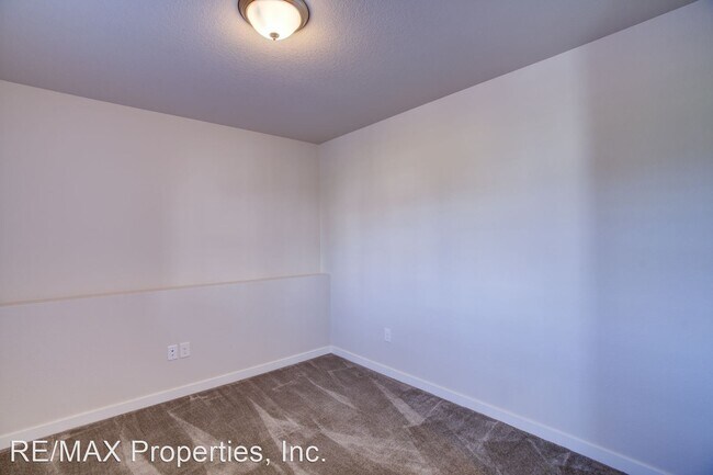 Foto del edificio - 2 br, 2.5 bath House - 11253 Modern Meadow...