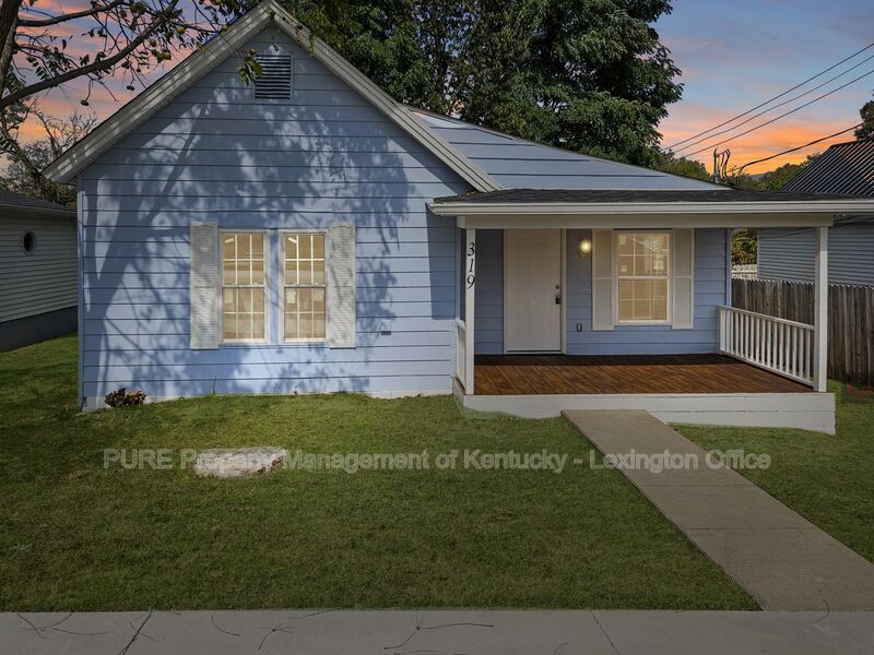 319 E Office St, Harrodsburg, KY 40330 House Rental in Harrodsburg