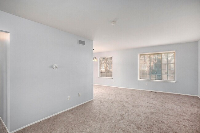 Foto del edificio - 30220 Southfield Rd