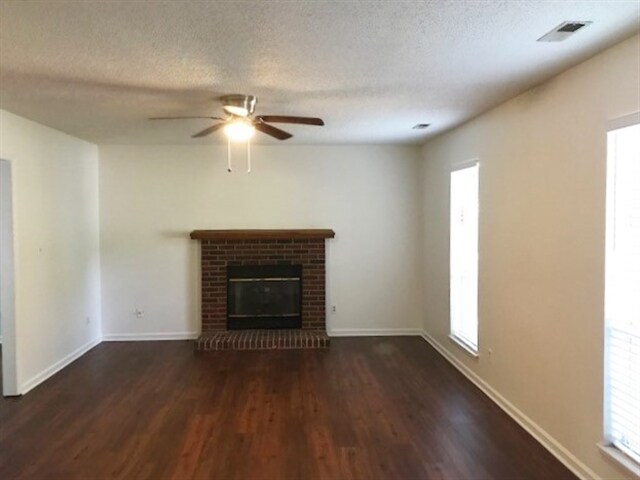 Building Photo - 102 Bath Circle