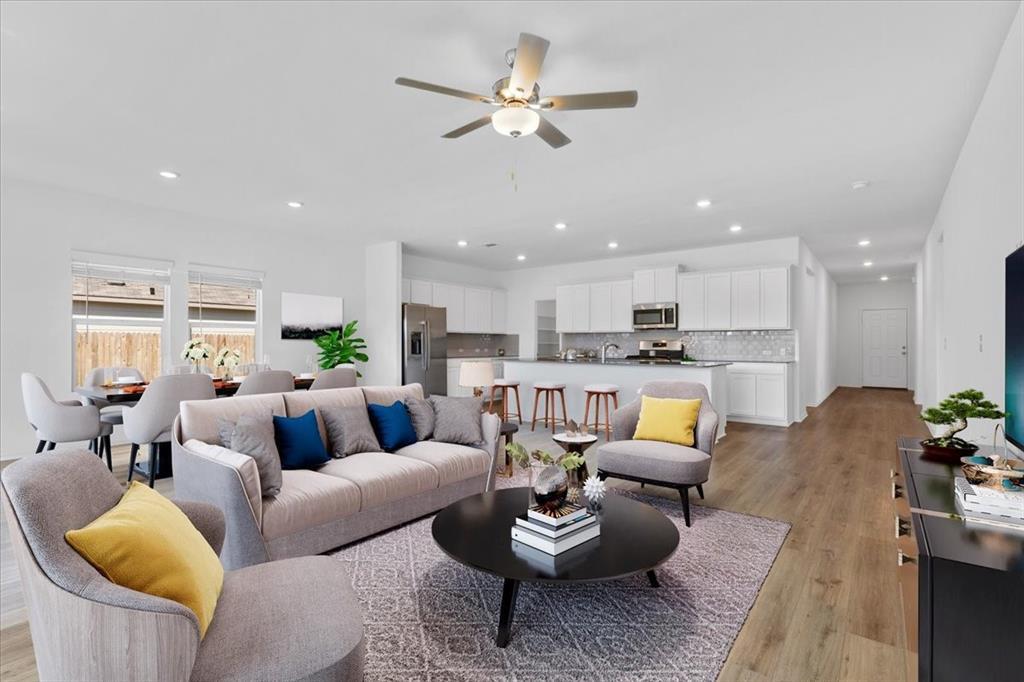 Foto principal - 313 Salt Springs Rd