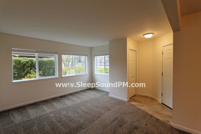 Building Photo - 2165 SW 184th Ter