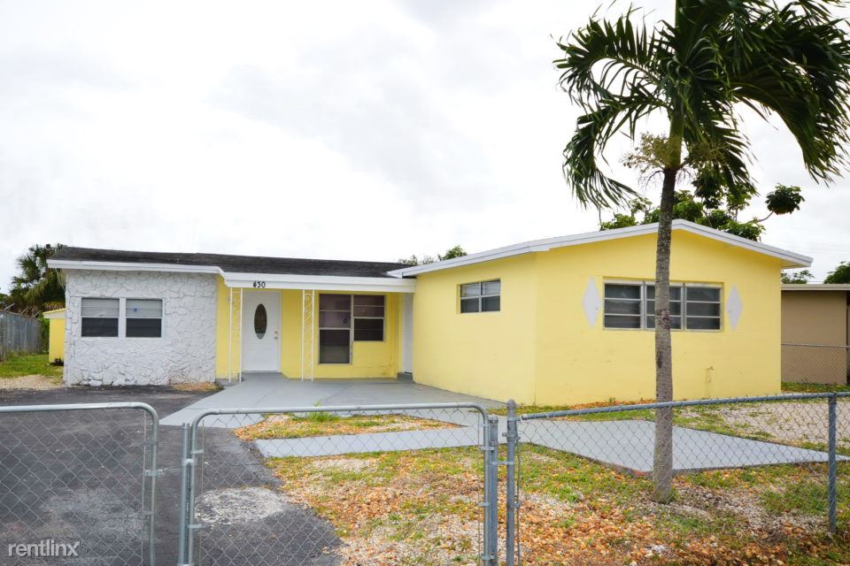 Primary Photo - 430 NW 29th Ave