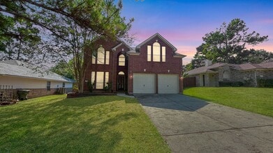 Building Photo - 13433 Hidden Valley Dr