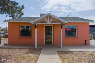 Building Photo - 8326 Verde Cir