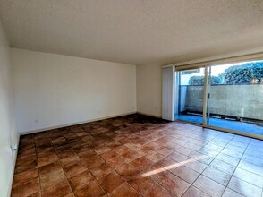 Building Photo - 5462 Adobe Falls Rd