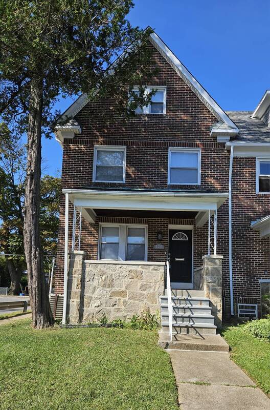 Building Photo - 820 N Woodington Rd