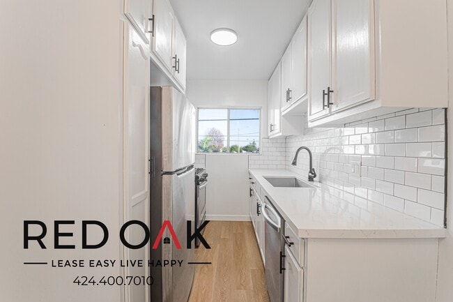 Foto del edificio - 14807 Normandie Ave