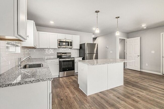 Building Photo - 2259 Richardson Ct