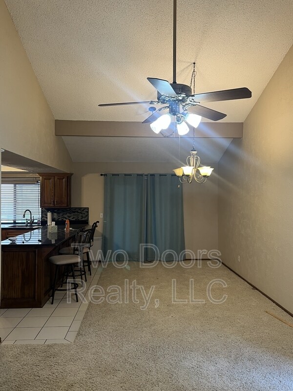 Foto del edificio - 12509 Clarence Ct