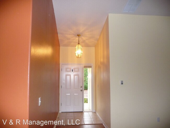 Building Photo - 3 br, 2 bath House - 1255 Satara Ave NW