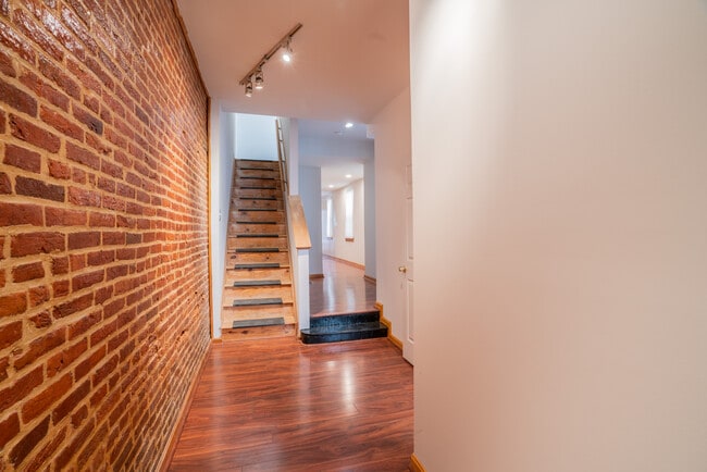 Entrance - 505 North Washington Street