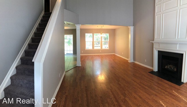 Building Photo - 3 br, 2.5 bath House - 7543 Eurostar Drive