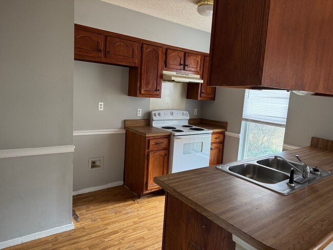 Building Photo - 113 Sweetgum Cove