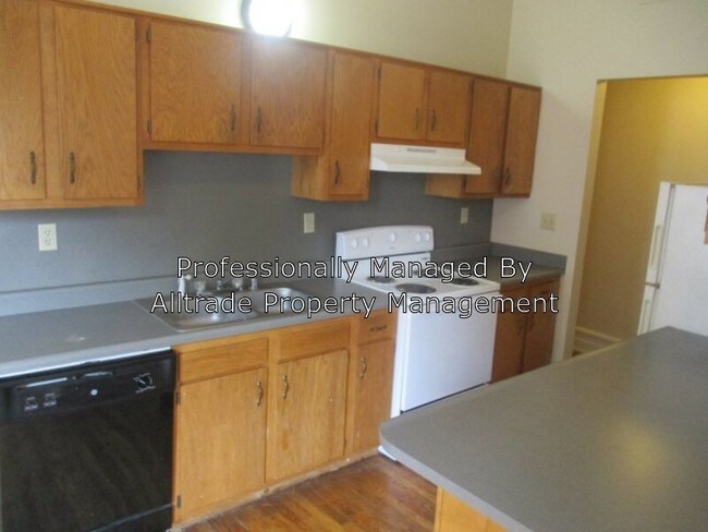 Foto del edificio - 315 W Hill St