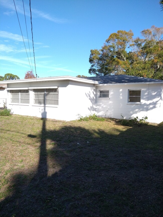 Building Photo - 5030 99th Way N