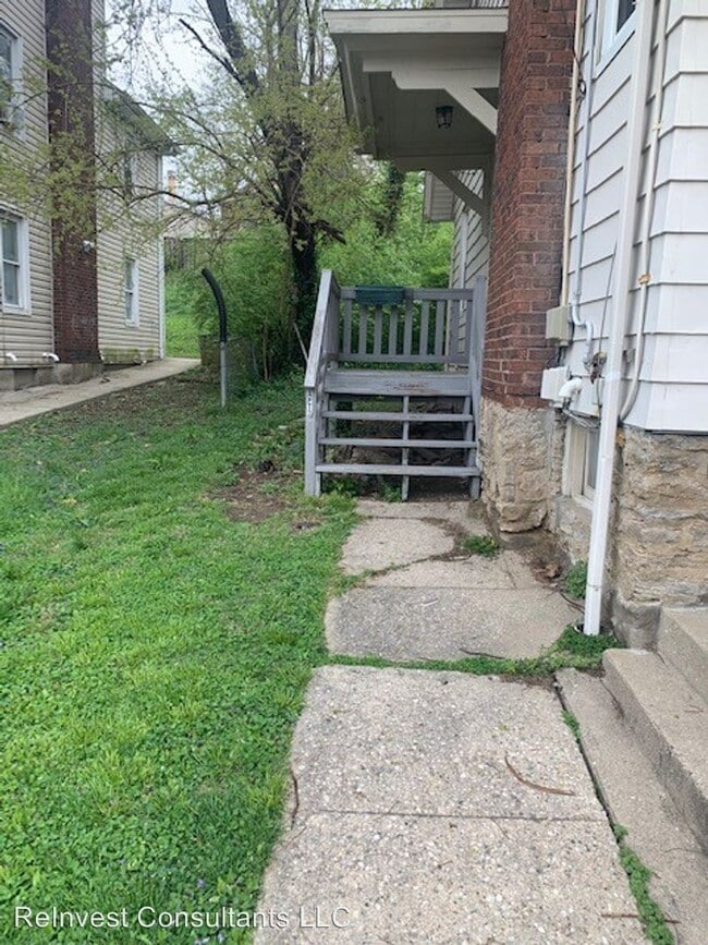 Foto del edificio - 4423 Greenlee Ave