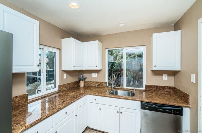 Building Photo - 4954 63rd St