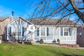 Building Photo - 960 N Walnut St