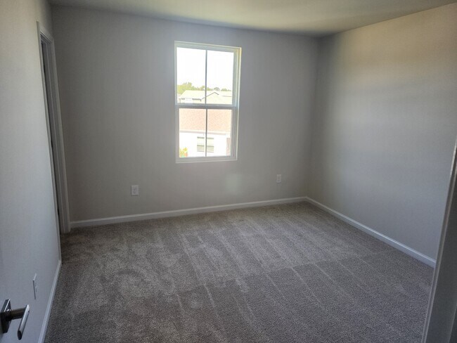 Foto del edificio - 702 Four Seasons Ct