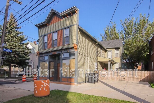 Building Photo - 3145 Scranton Rd