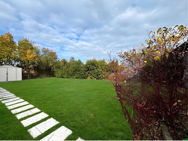 Photo du bâtiment - 35 Stewart St