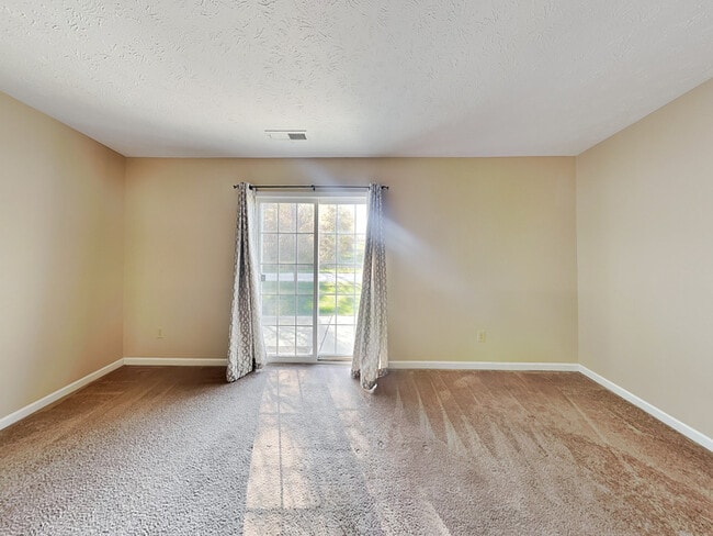 Foto del edificio - 1559 Whisler Dr