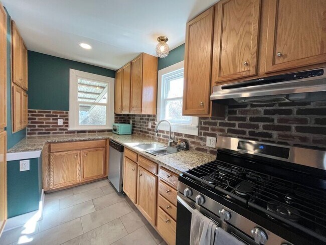 Foto del edificio - 3440 Clayton St