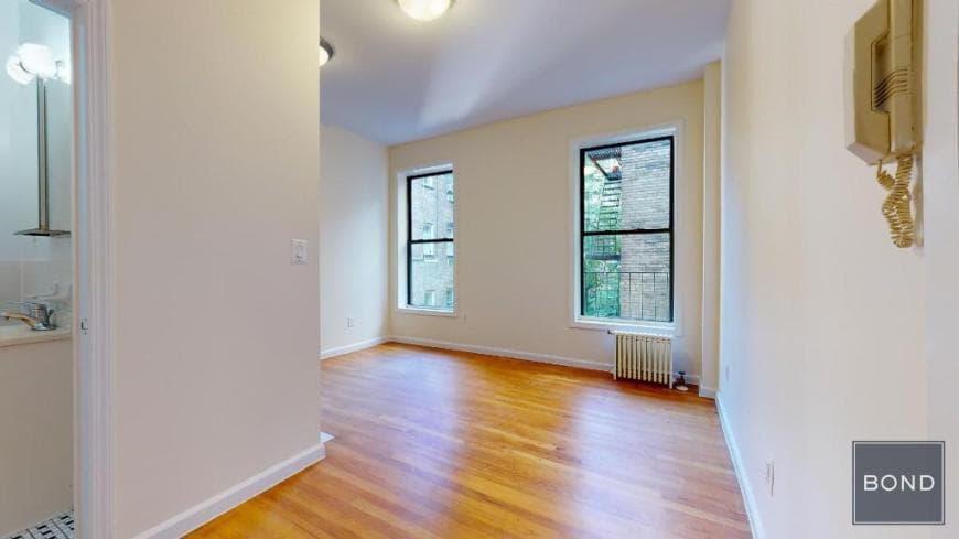 Foto principal - 0 bedroom in NEW YORK NY 10023