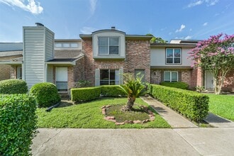 Building Photo - 9345 Westwood Village Dr