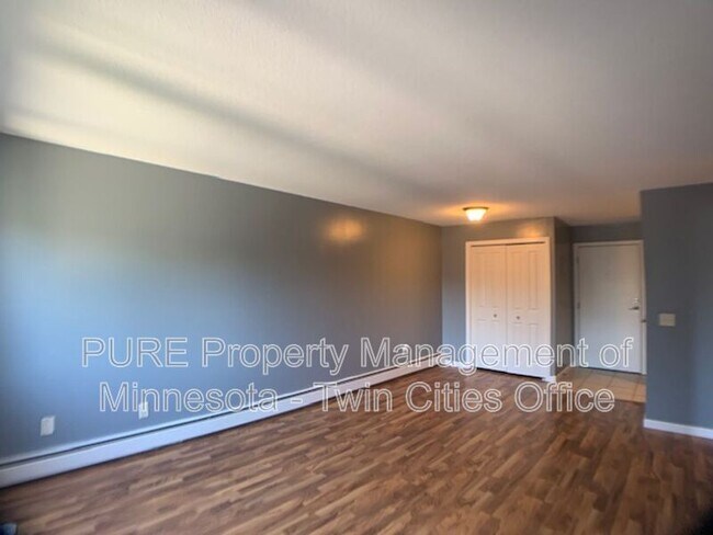 Foto del edificio - 7282 72nd Ln N
