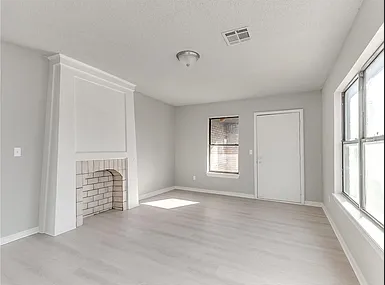 Foto principal - 1312 N Indiana Ave