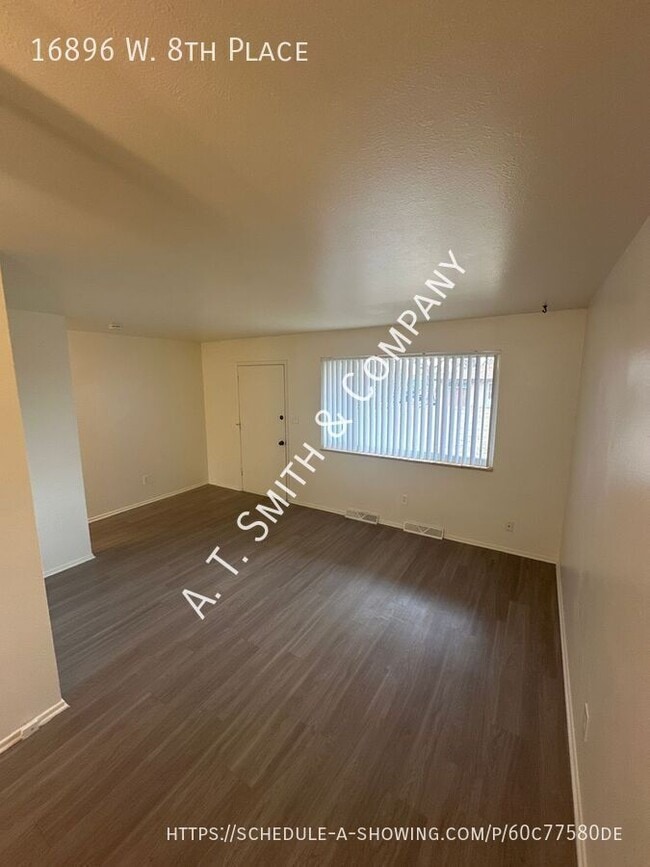 Foto del edificio - 16896 W 8th Pl