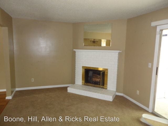 Building Photo - 2 br, 2.5 bath House - 1304 Fairway Terrace
